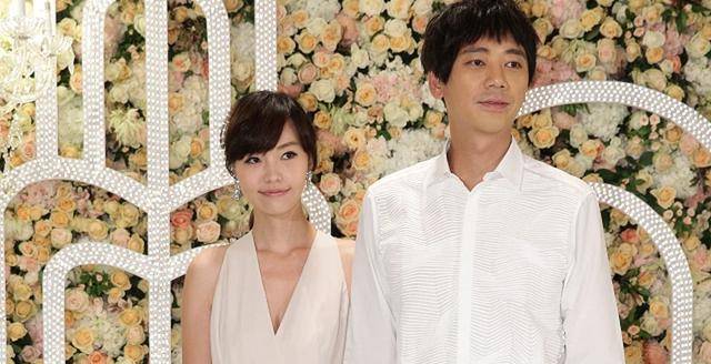 49岁苏见信与女友和平分手,相恋17年终无果,爱情升华变亲情_weiwei