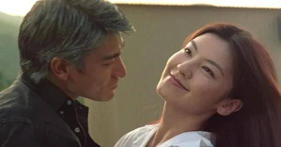 1999年,导演王晶在邱淑贞,关秀媚之后发掘了自己的下一任"晶女郎"