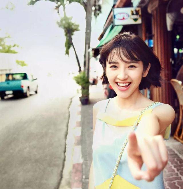 唐艺昕整齐洁白的牙齿亮了,治愈系笑容,笑起来简直不要太美_牙膏_口腔