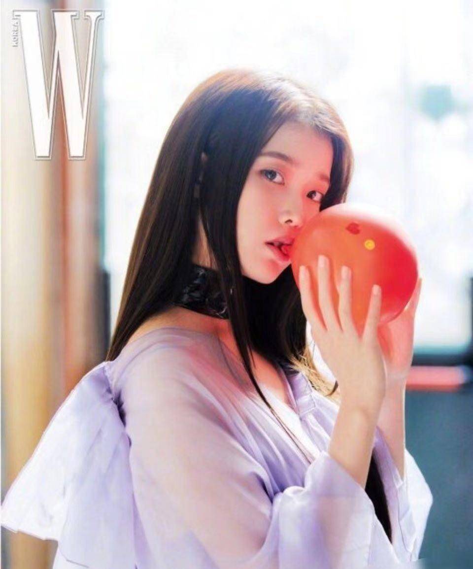 金泰妍出镜内涵iu,专挑粉丝争议提问回复,网友:不红倒是爱蹭_主动