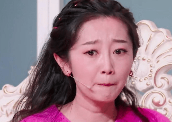 不少网友都觉得陈嘉男很像张小斐,两人都是专业演员,误打误撞来到了
