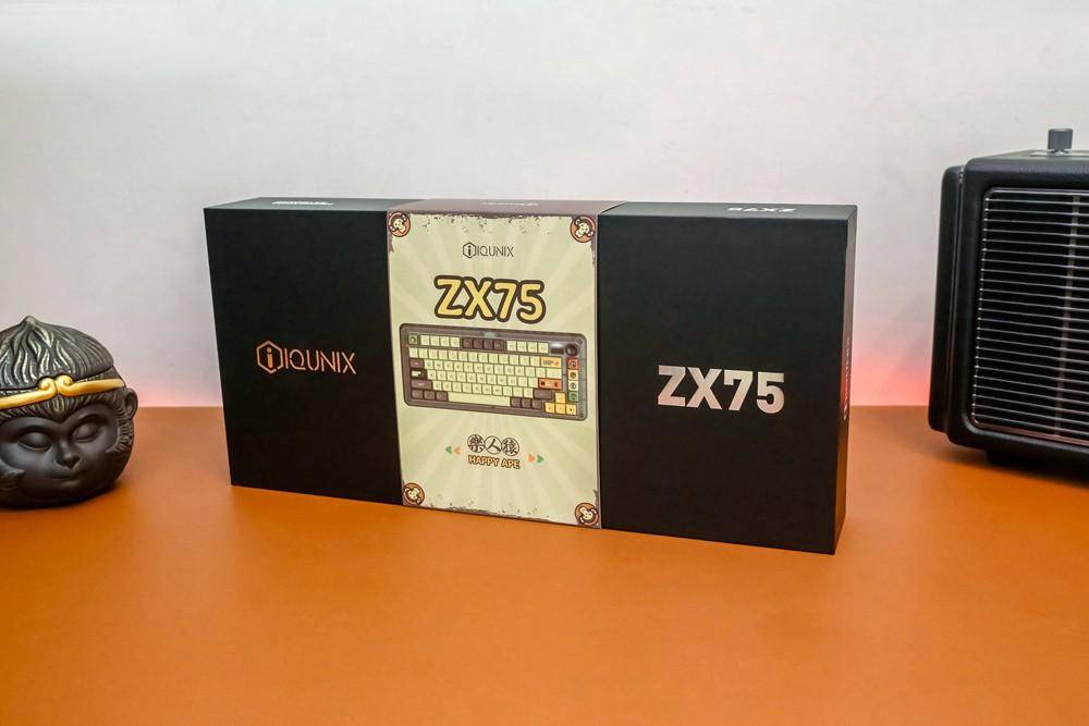 一眼种草乐人猿，个性颜值实用器，IQUNIX ZX75三模热插拔键盘体验_手机 