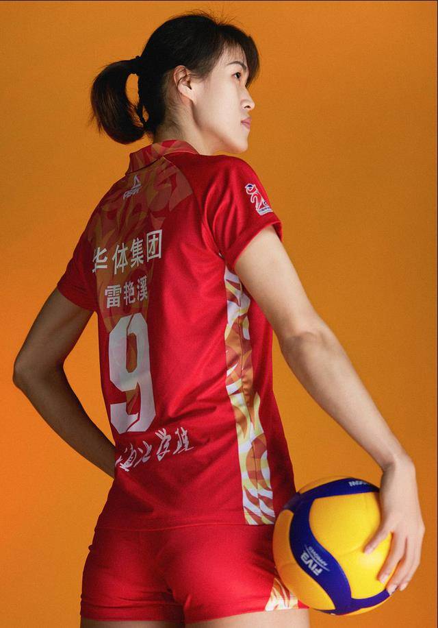 原女排国手宣布退役!27岁,她无奈告别,曾是亚锦赛主力边攻的她