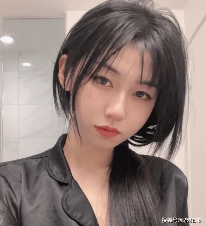 程女士 新顶流网红程女士早期这么猛！不仅话术飙车，还有女PU装？_手机搜狐网