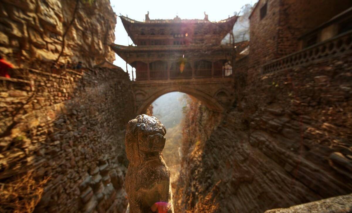苍岩山~石家庄井陉苍岩山(参考):"千年女尸"不腐之谜至今难解,石家庄