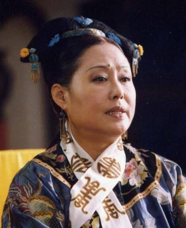 斯琴高娃32岁爆红,三婚两离,遭家暴8年,如今苦尽甘来终无遗憾_孙天相
