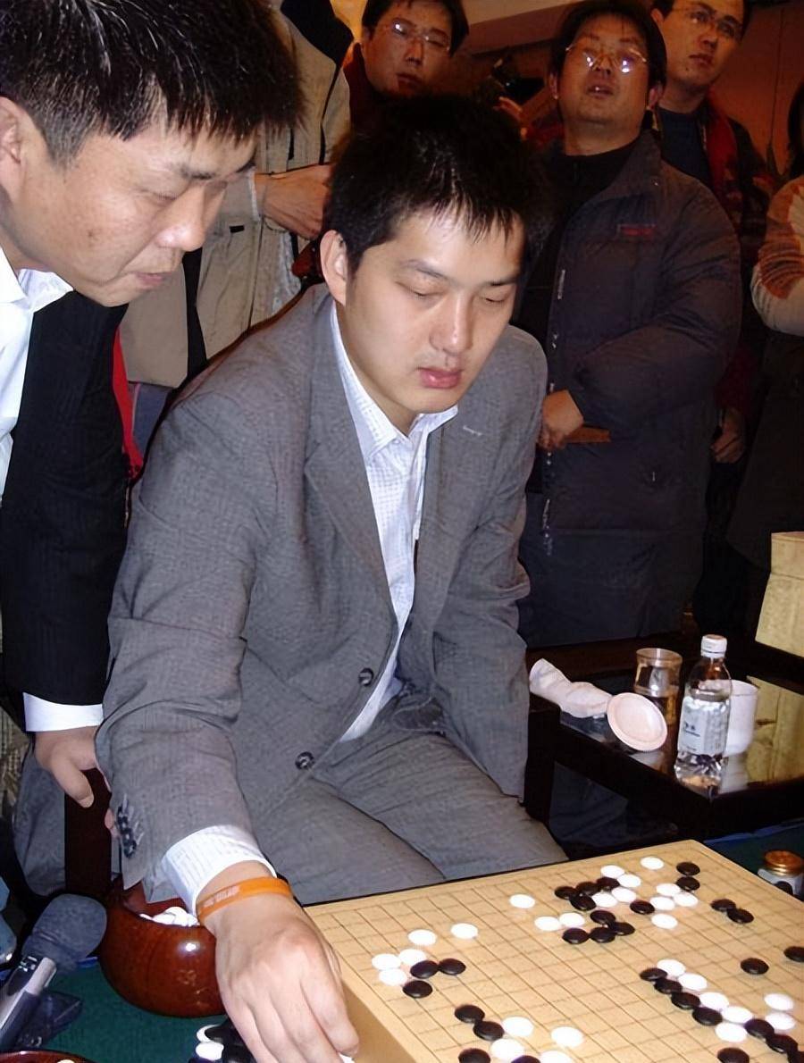 "围棋王子"常昊:不顾恩师反对,娶大8岁师姑,现女儿已读大学