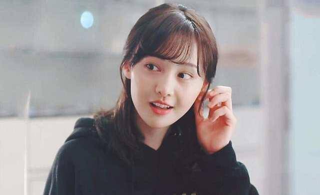 郑爽被传遭老家邻居排挤,还被自称安徽首富的网红求婚_网友_孩子_索赔