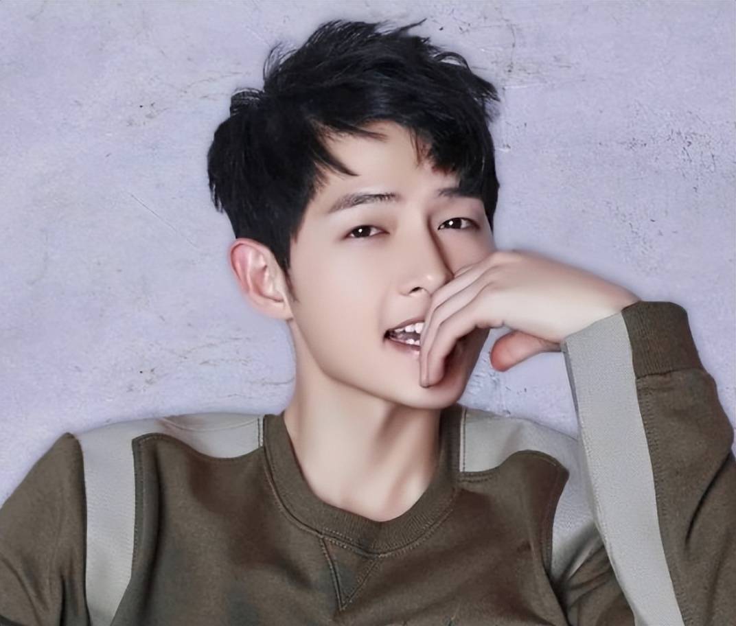 宋仲基二婚当后爸?