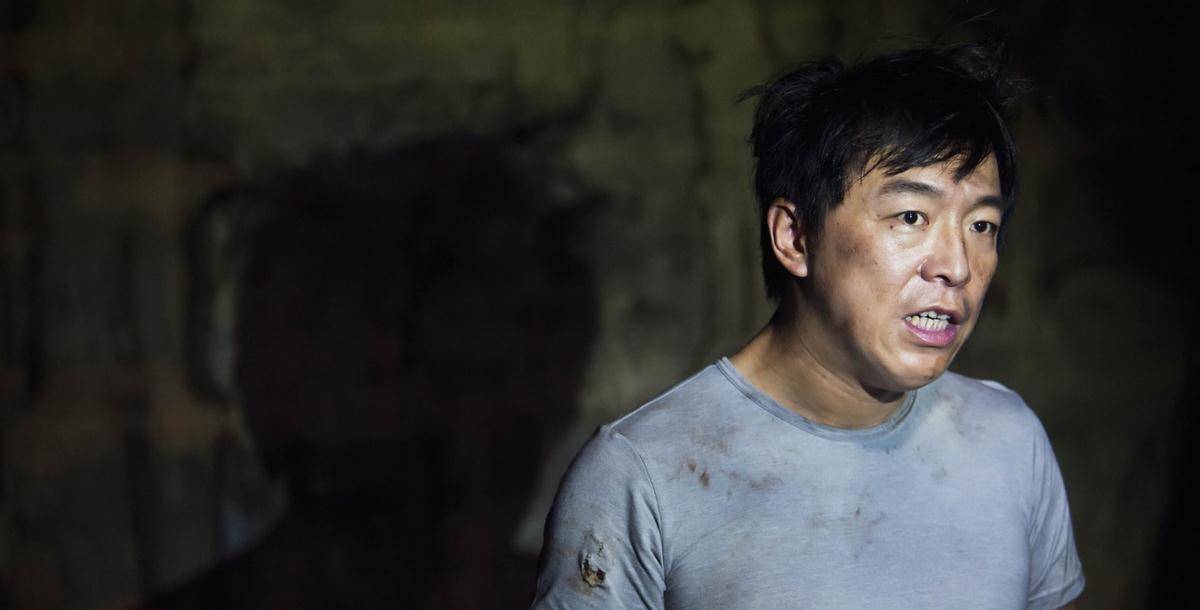 黄渤年入过亿,为何老父亲却在养老院,黄渤:我也无能为力_父母_老人