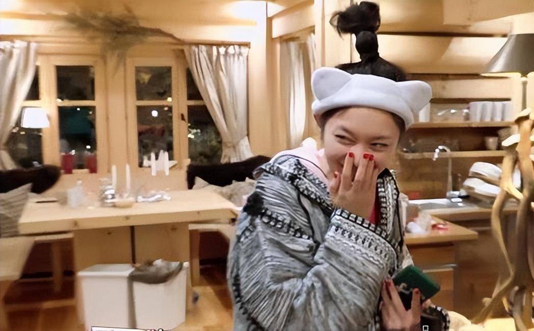 签约王思聪被其吐槽土,团综上放屁凭性格圈粉_吴宣_火箭少女_超越