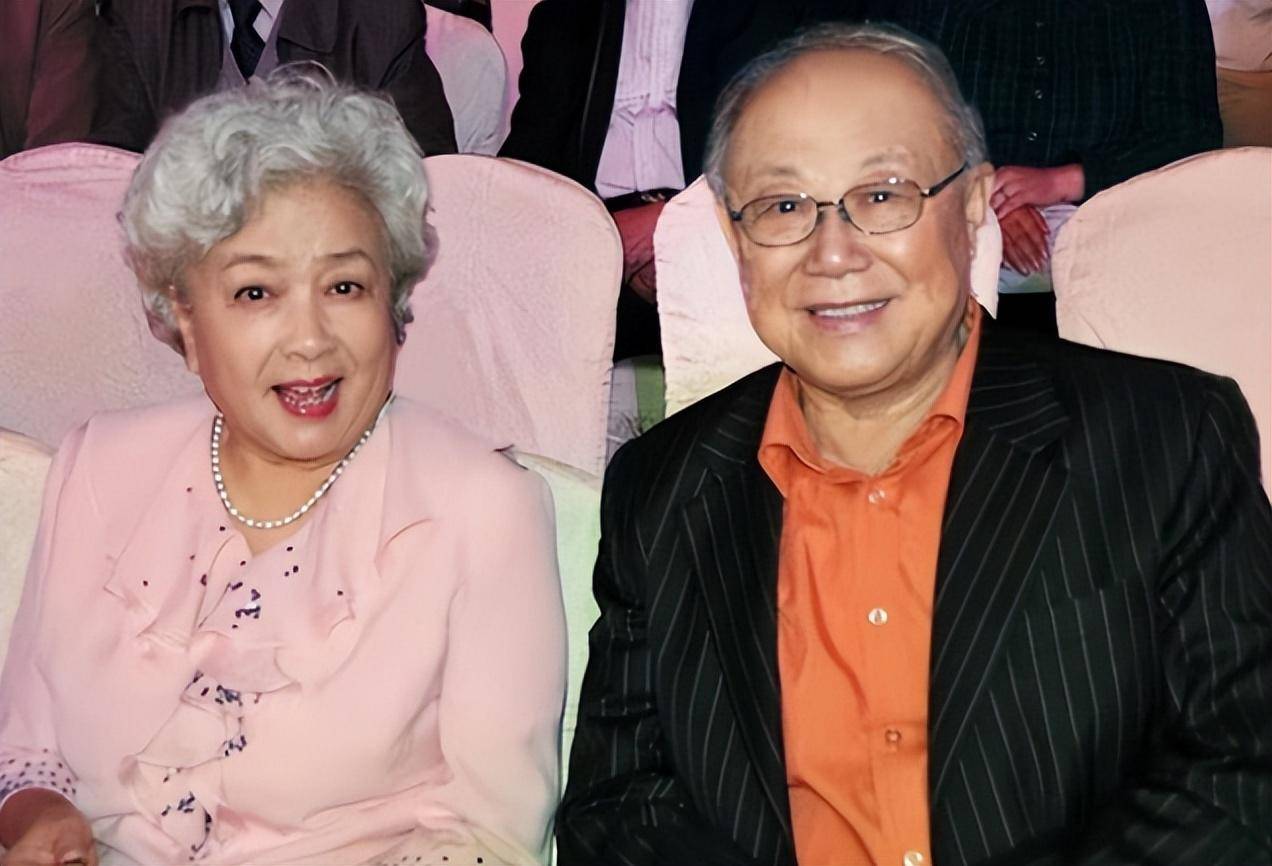著名歌唱家张目离世,和妻子谢芳相伴71年,情感动天_张穆_工作_生活