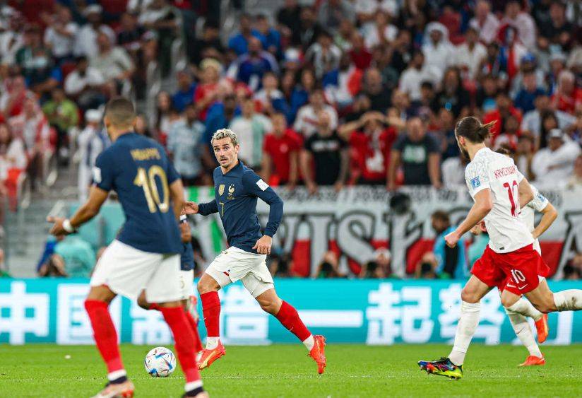法国阵容比阿根廷强多了，姆巴佩表现比梅西好，没什么骄傲的