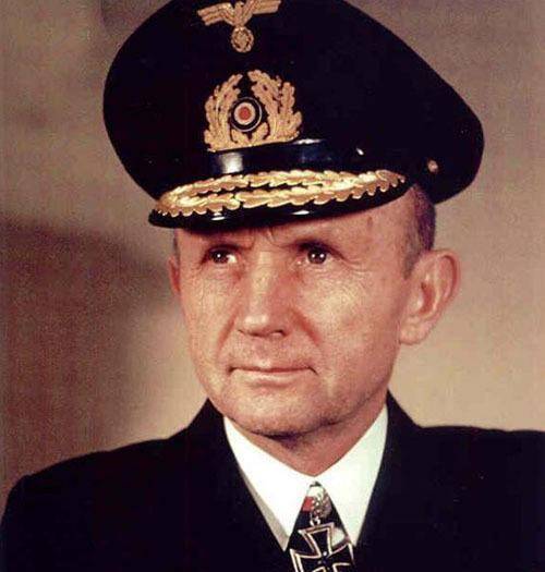 德国一艘u艇被俘,泄露绝密情报,邓尼兹被迫撤回全部潜艇!