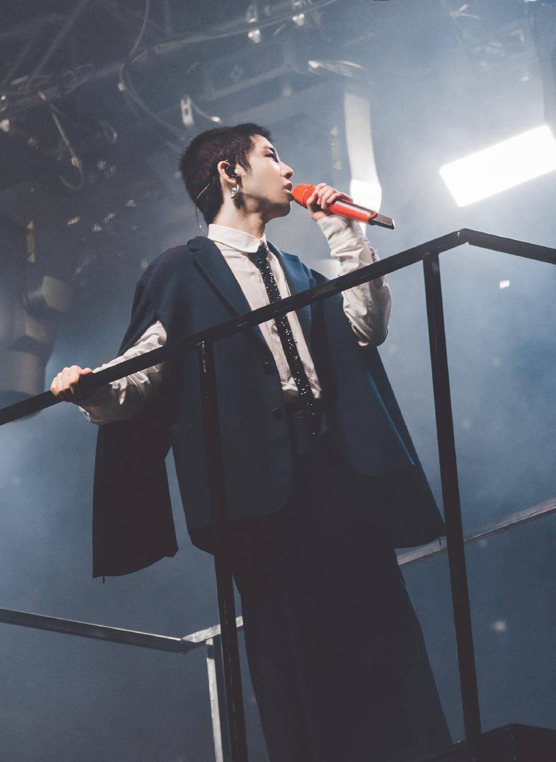 为保持嗓子干净三天不吃饭,华晨宇不立吃货人设,花花火星人实锤_音乐