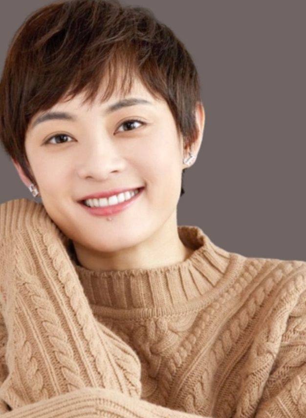 孙俪曾资助的大学生,向海清写下长文控诉,声称孙俪母亲骂他_上海_条件