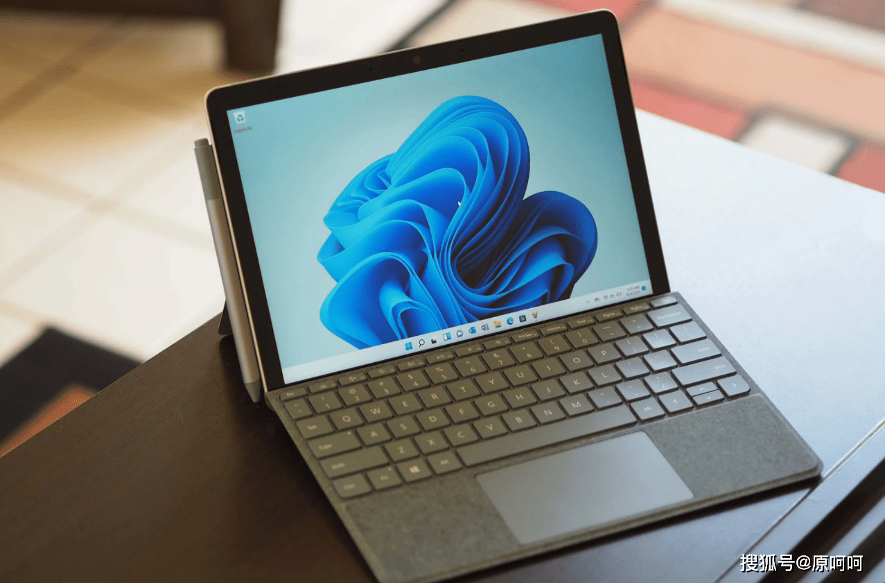 9大"最佳微软surface电脑"推荐:颜值与性能兼顾,轻巧 简洁 安全