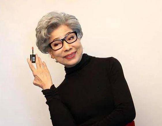 鬼后"的龙婆罗兰,年轻的时候原来这么好看,但一生未嫁_角色_香港_演技