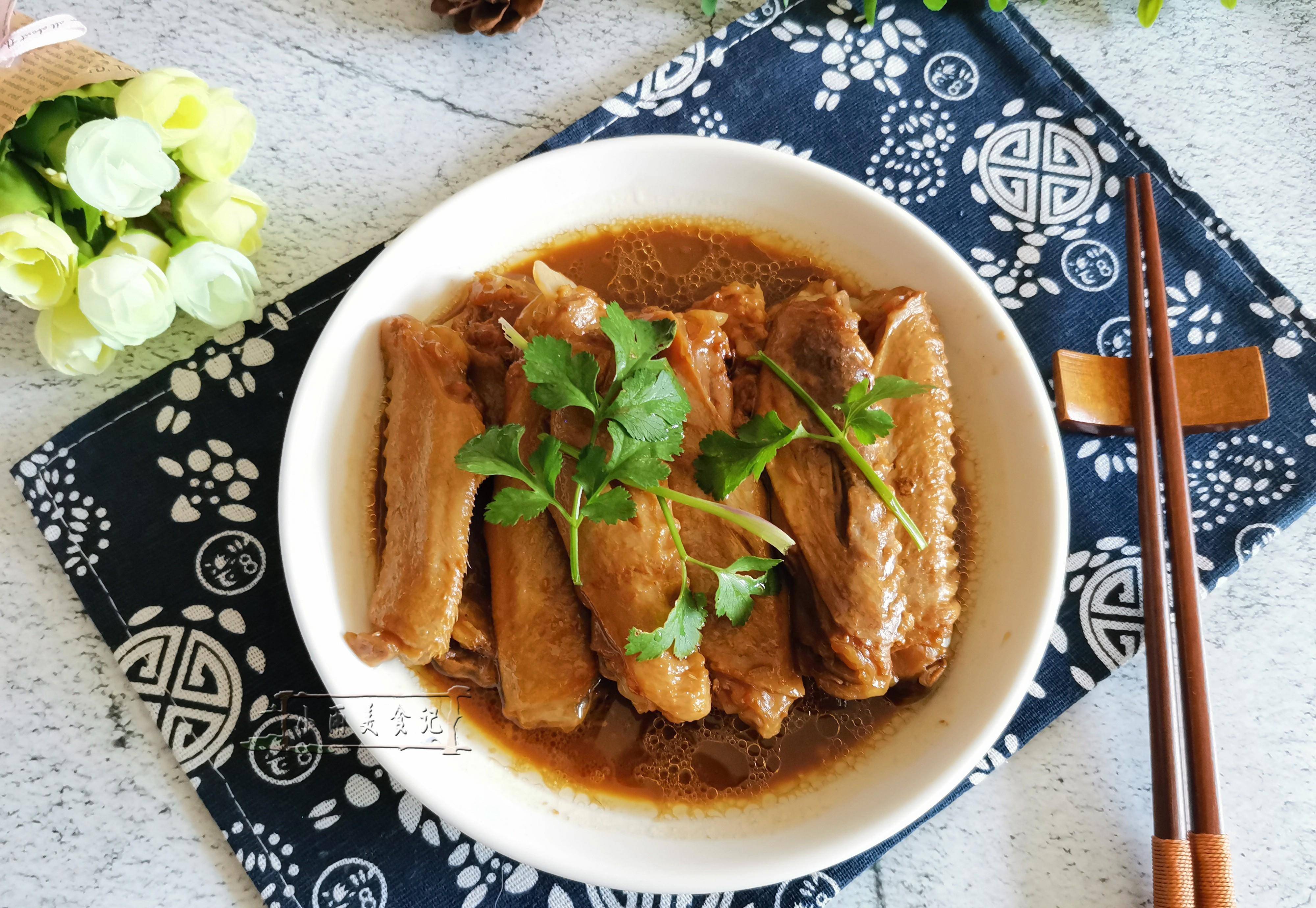 45岁阿姨晒断食菜,火了朋友圈,网友:这菜解馋越啃