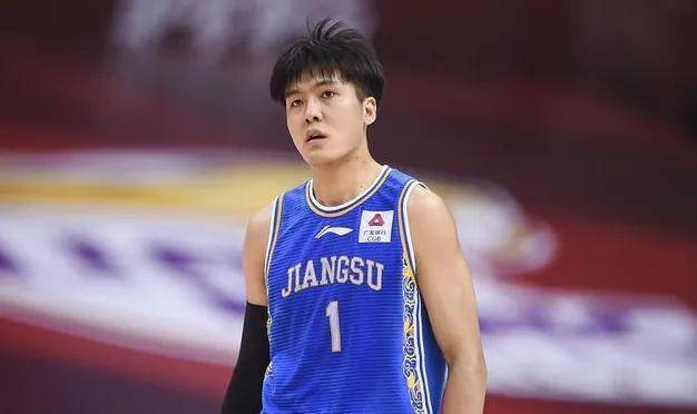 很多川篮旧将都出现在了金强训练基地,比如黄荣奇,吴楠,侯天一,蔡晨等