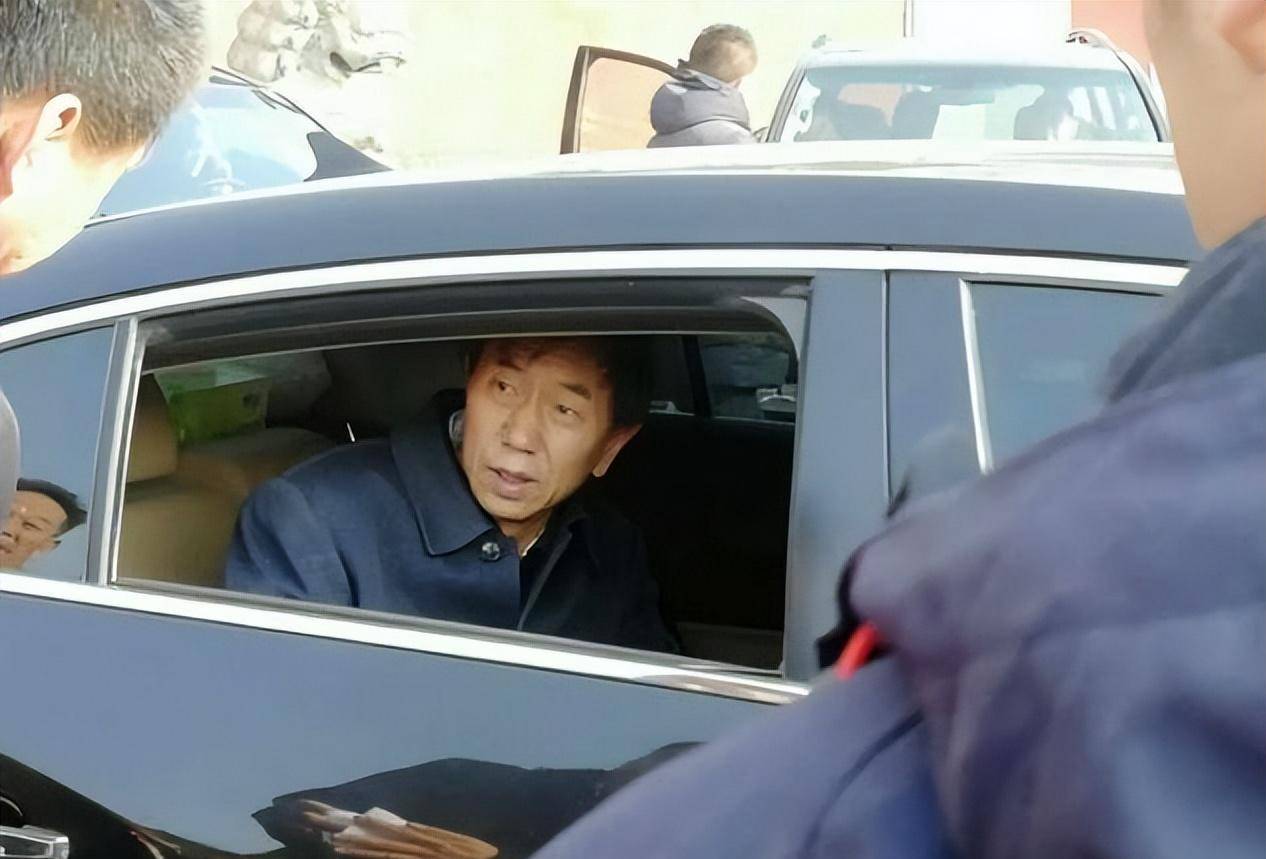 "拆城市长"耿彦波:现实版李达康,走哪拆哪,离任时市民齐挽留