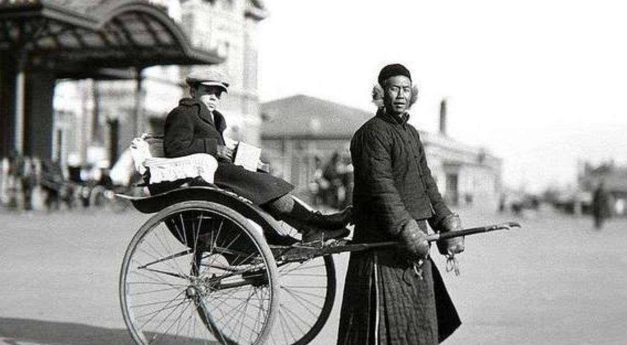 悲惨的民国黄包车夫:如牲口一般,跑到衰竭,却几乎熬不过40岁_生活