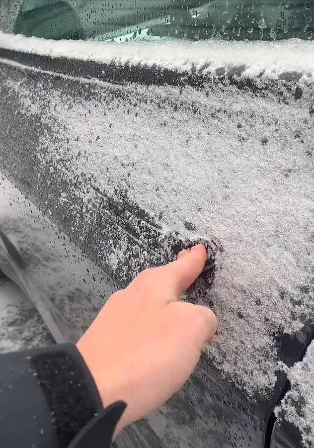 特斯拉:一场暴风雪 加拿大美国一些特斯拉车主愤怒了_搜狐汽车_搜狐网