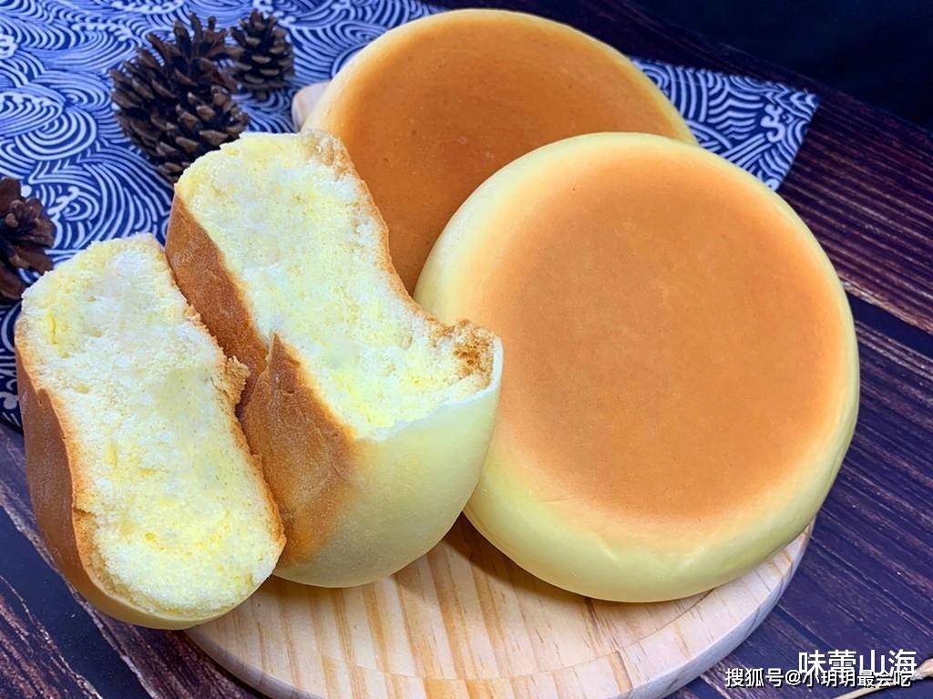 荣成喜饼与乳山大饼,一个小巧香酥,一个硕大绵香,你爱吃哪种?