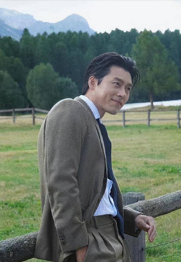 男神玄彬时尚写真曝光,坐在老爷车引擎盖上秀大长腿_孙艺珍_黑色_宝宝