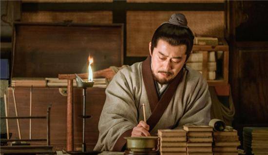 种世衡去世的时候,正值庆历四年,也就是范仲淹"庆历新政"失败的那一年