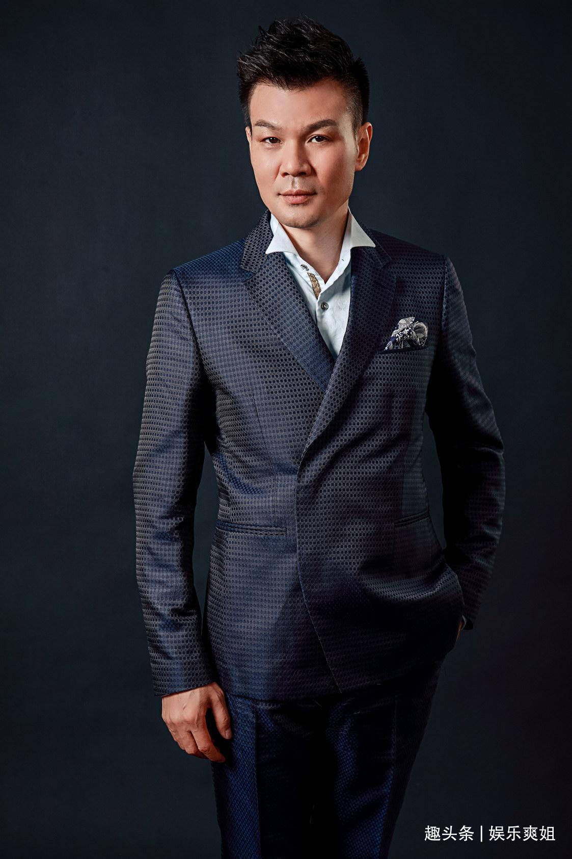 主持人李彬消失多年首现身,脸部浮肿让人认不出,自曝隐退原因_视频