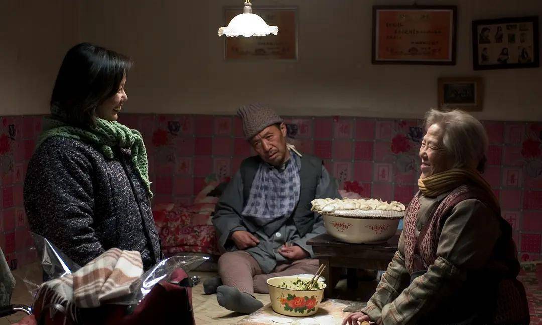 大龄才女一生未婚卖起猪肉?《立春》讲述小城青年的梦想和伤痛