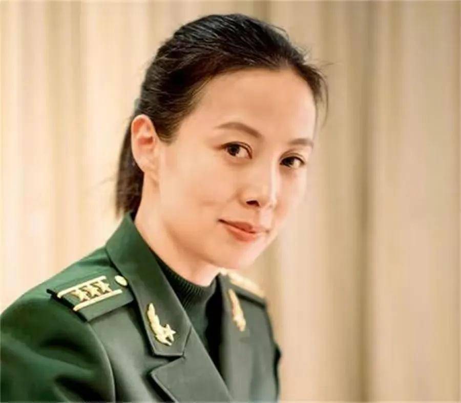 丈夫手捧玫瑰,整个人被迷住了_赵鹏_妻子_成功