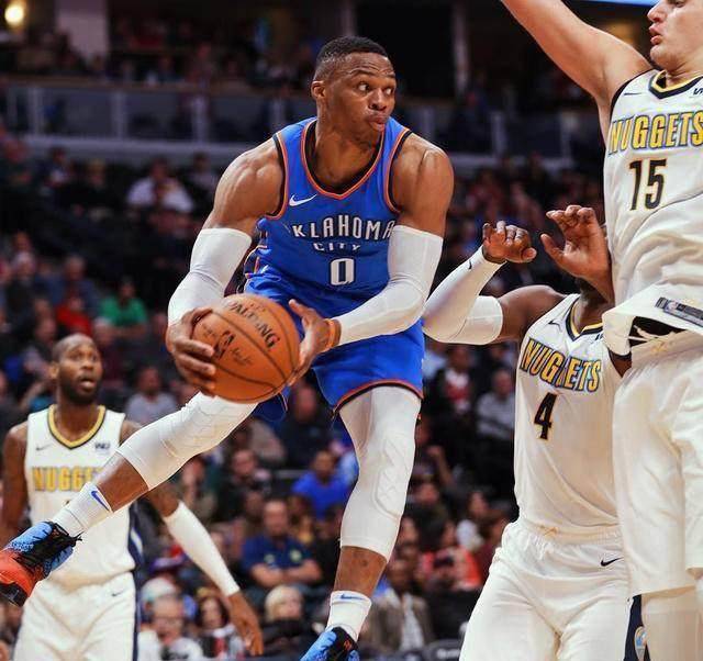 雷霆三巨头展现威震四方,有一隐患不解决难成大就_安东尼_乔治_比赛