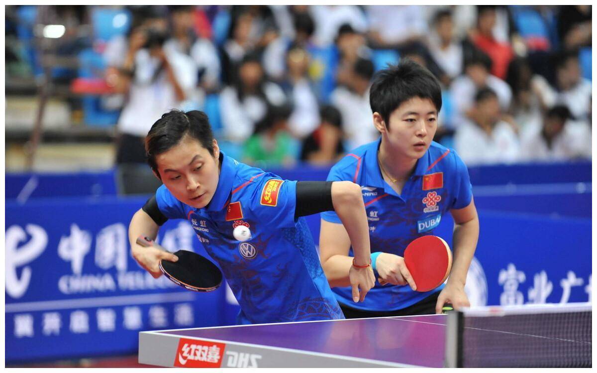 在饶文婧之前,郭萍也有过乔红,乔肖伟,郭燕和张勤等女教练,但她们都没