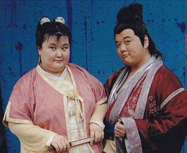 《隋唐英雄传》中与林子聪饰演夫妻,那才堪称经典,她饰演裴元庆的姐姐