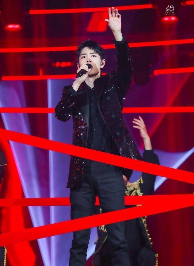 肖战《光点》再创新高,成全网销量top1的单曲,皆是实力在彰显_个人