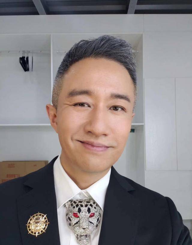 一龙与播求是否打假拳,直言大型搏击俱乐部要分裂_中国_郭晨东_预言