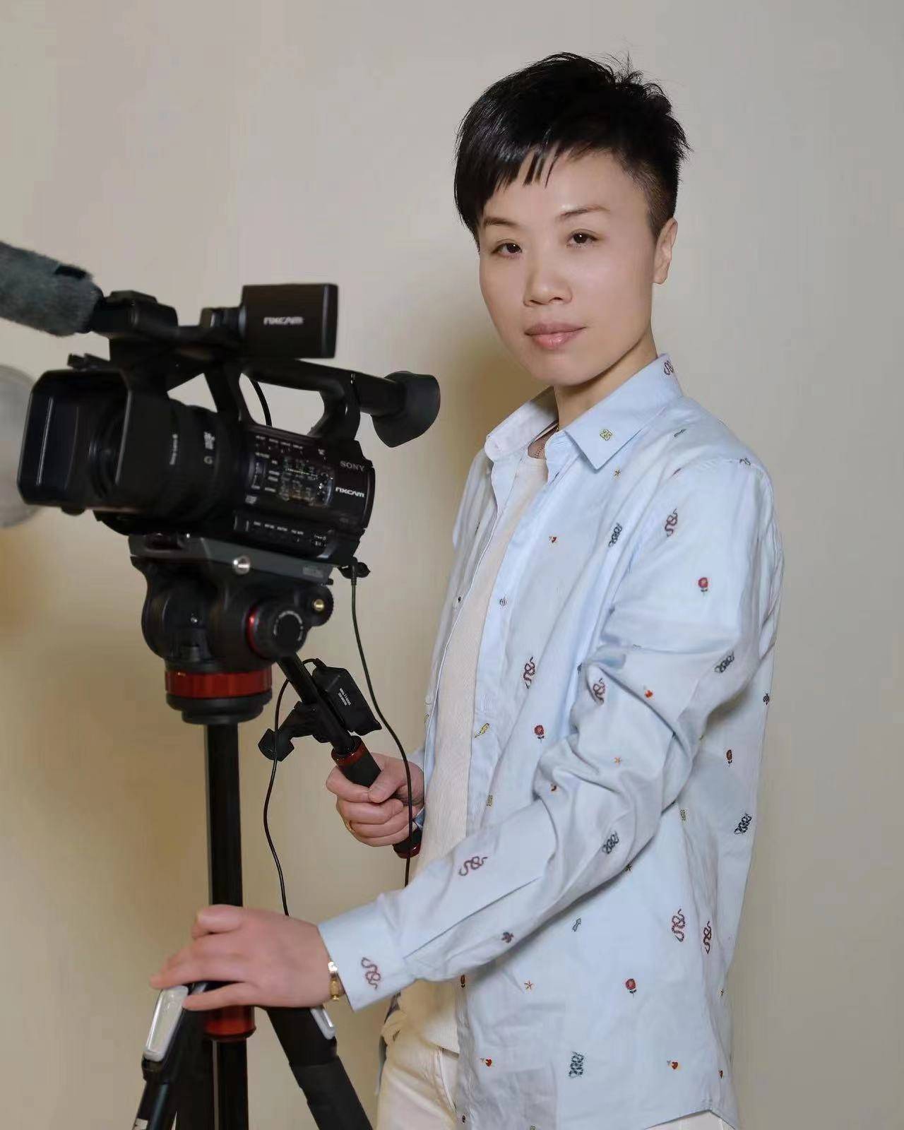 《纽约故事》先导片 导演汪子琦讲述创作历程_华裔_美国_音乐