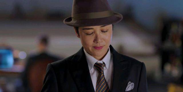 目前《风暴舞》的剧情已经过半,剧情中人物关系基本清晰.