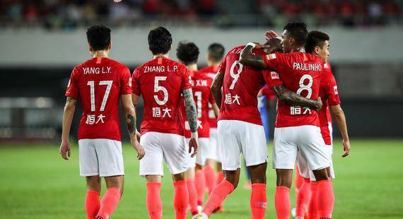 值得一提的是比赛结束前,黄博文也不慎崴脚受伤,更加证明恒大的疲劳