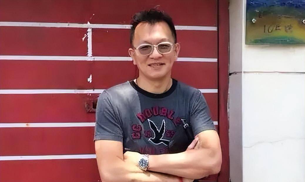 徐华凤_豪门_汤伟时