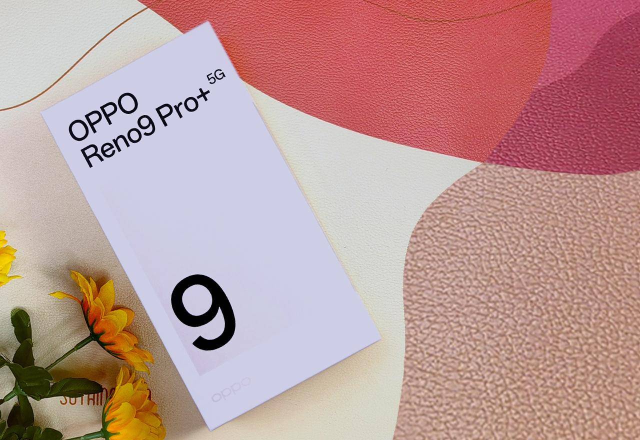 OPPO Reno9 Pro+开箱,造型惊艳颜值超高