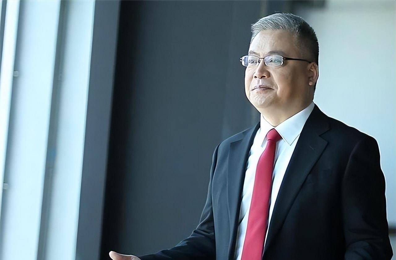 电视主播王世林:和妻子董倩主持风格相反,仍不妨碍两人幸福生活_节目