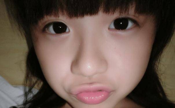 拍了很多影视剧的徐黄丽,在童年时期,就多次出演影视作品_角色_成长