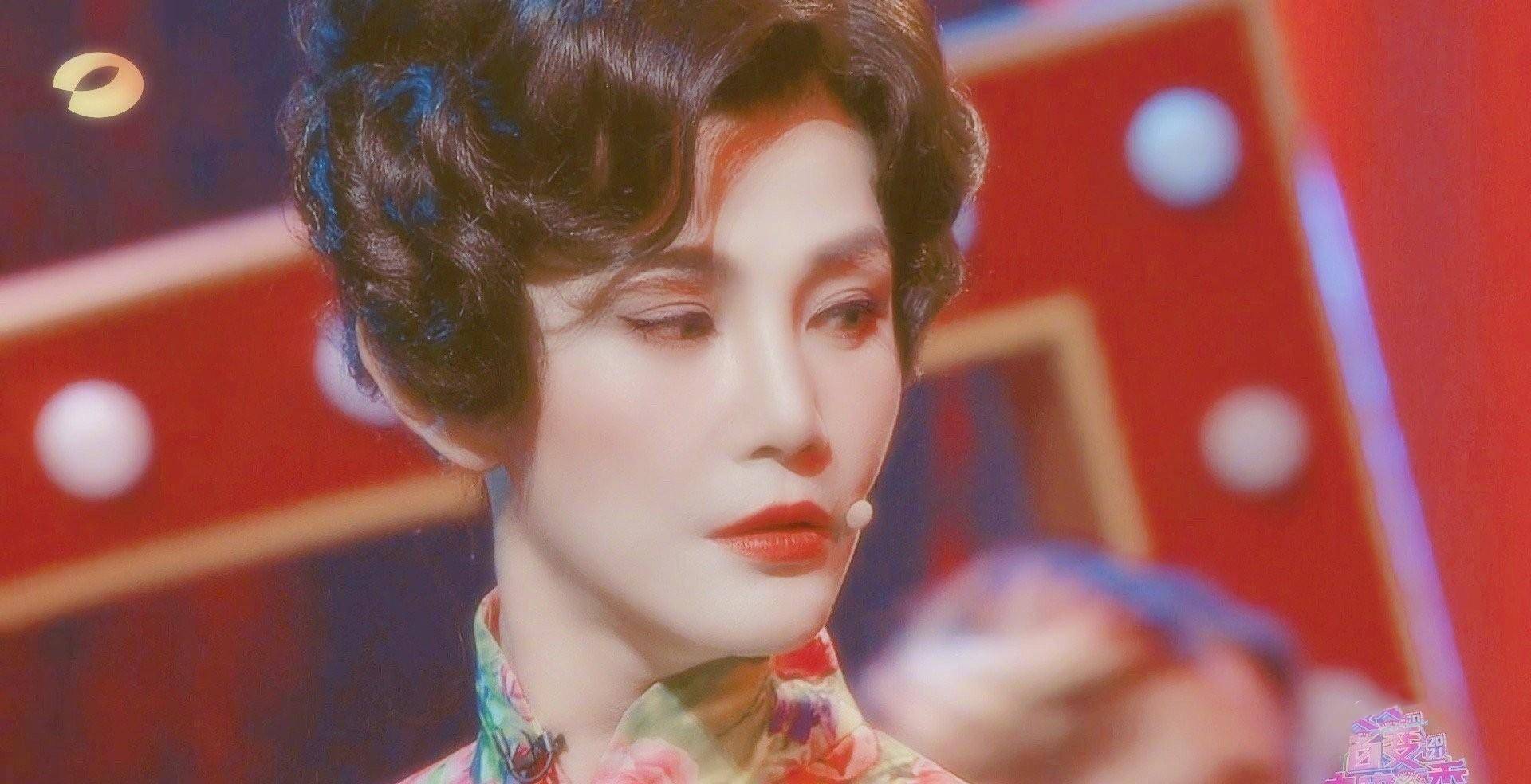 孙坚用自己的专业和实力证明了自己的反串功力,孙坚工作室官博留言说