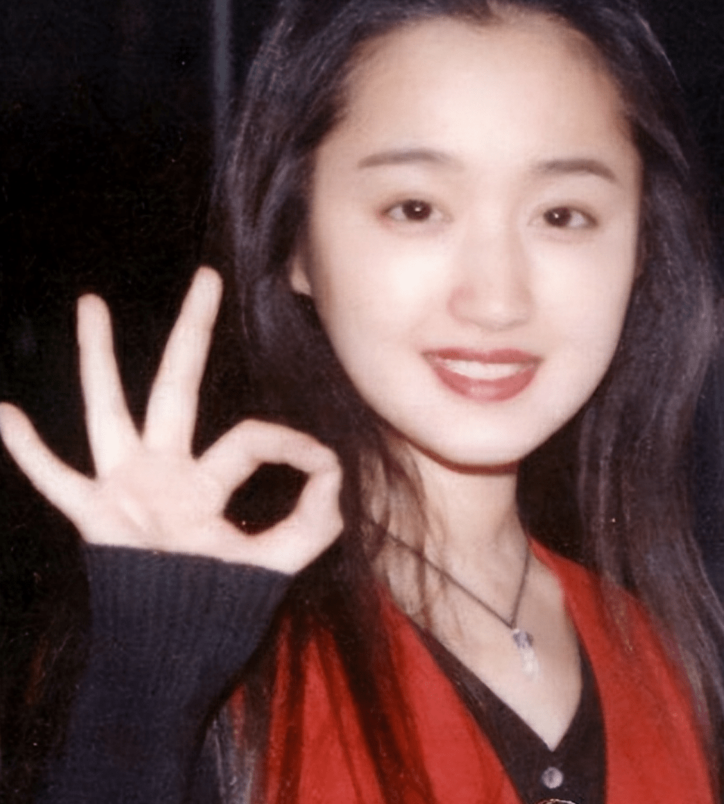 "甜歌天后"杨钰莹与赖文峰分手25年后,二人的人生轨迹有何不同_集团