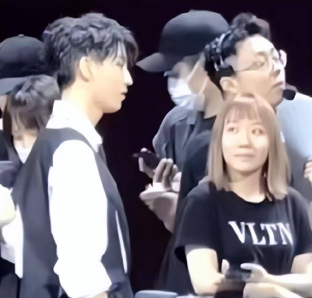 深夜热追王俊凯!