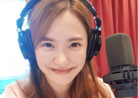 微笑天使柳荷娜,曾在中国爆红,九年前嫁给了运动员!_发展_儿子_老公