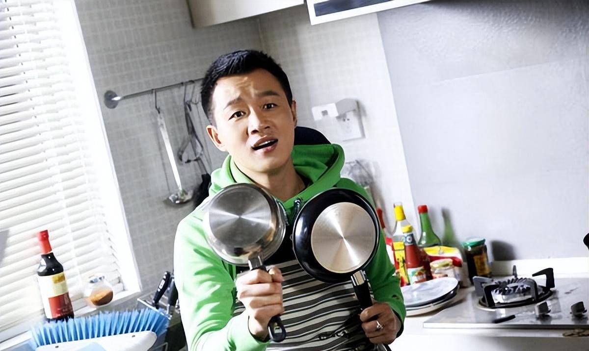 女星关悦:嫁给模范老公佟大为,生活哭了_关越_北京_妈妈